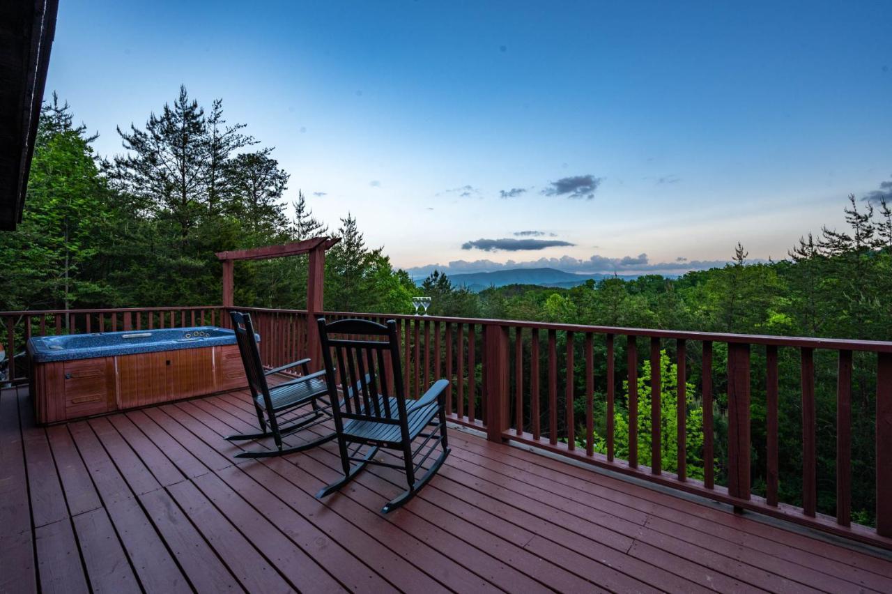 Private Mountain Cabin, Hot Tub Escape In The Smokies, With The View Sevierville Dış mekan fotoğraf
