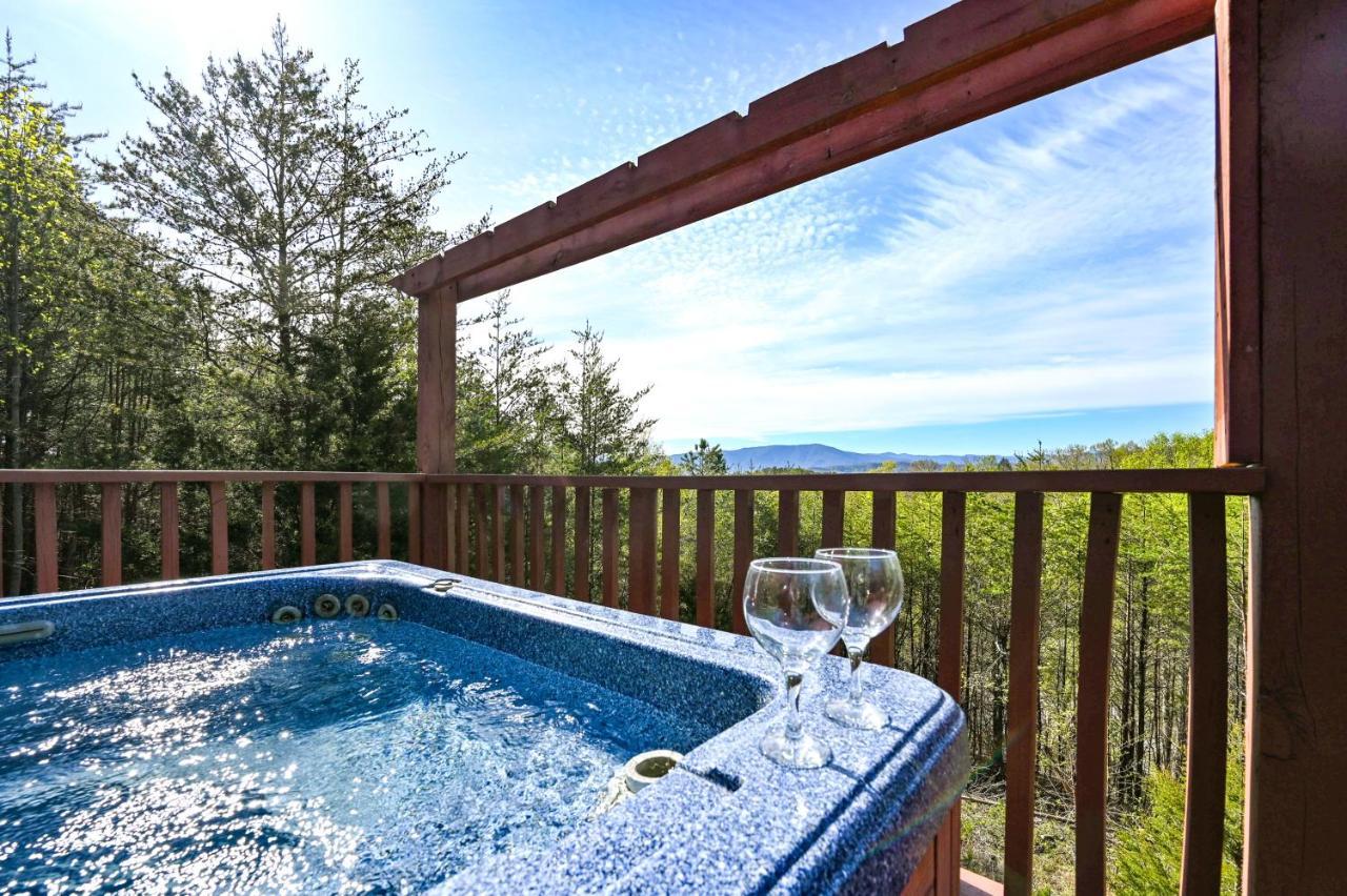 Private Mountain Cabin, Hot Tub Escape In The Smokies, With The View Sevierville Dış mekan fotoğraf