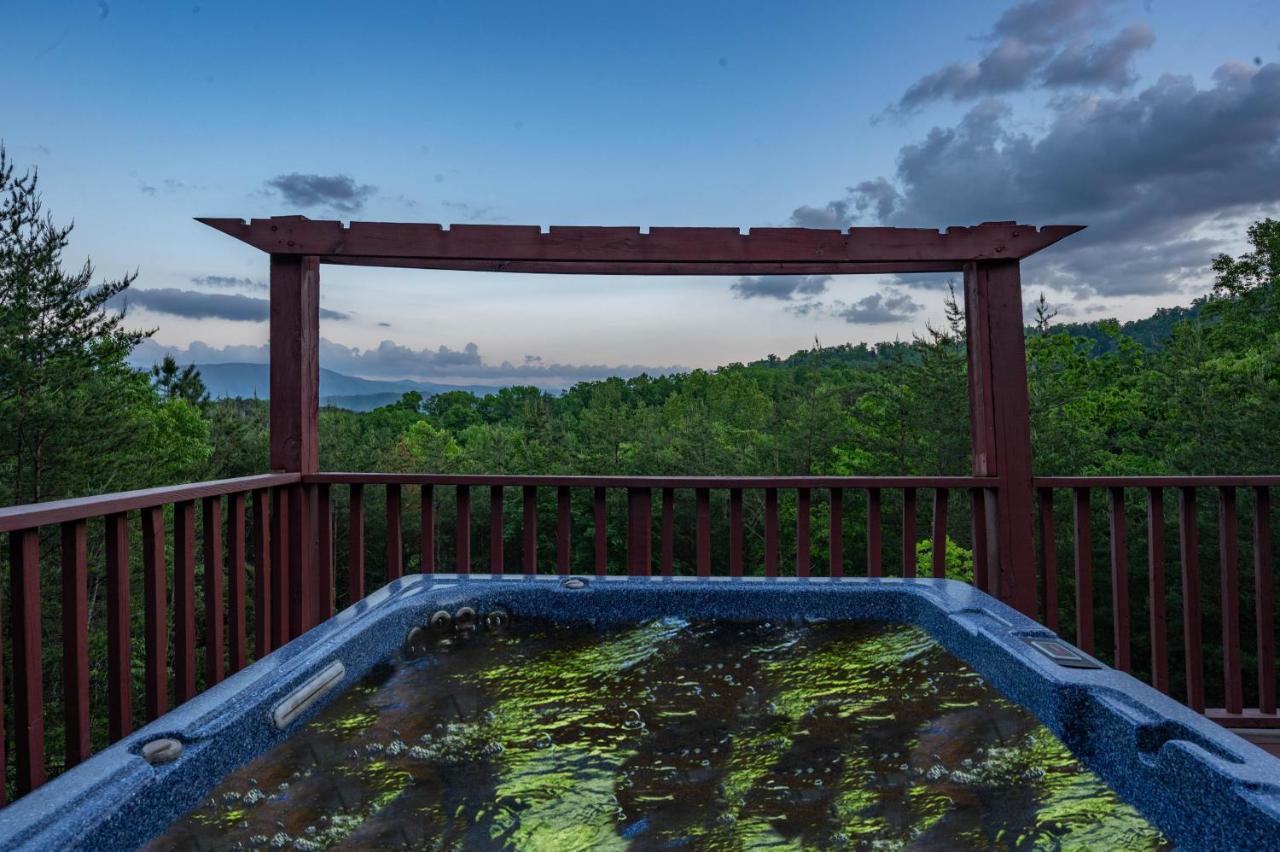 Private Mountain Cabin, Hot Tub Escape In The Smokies, With The View Sevierville Dış mekan fotoğraf