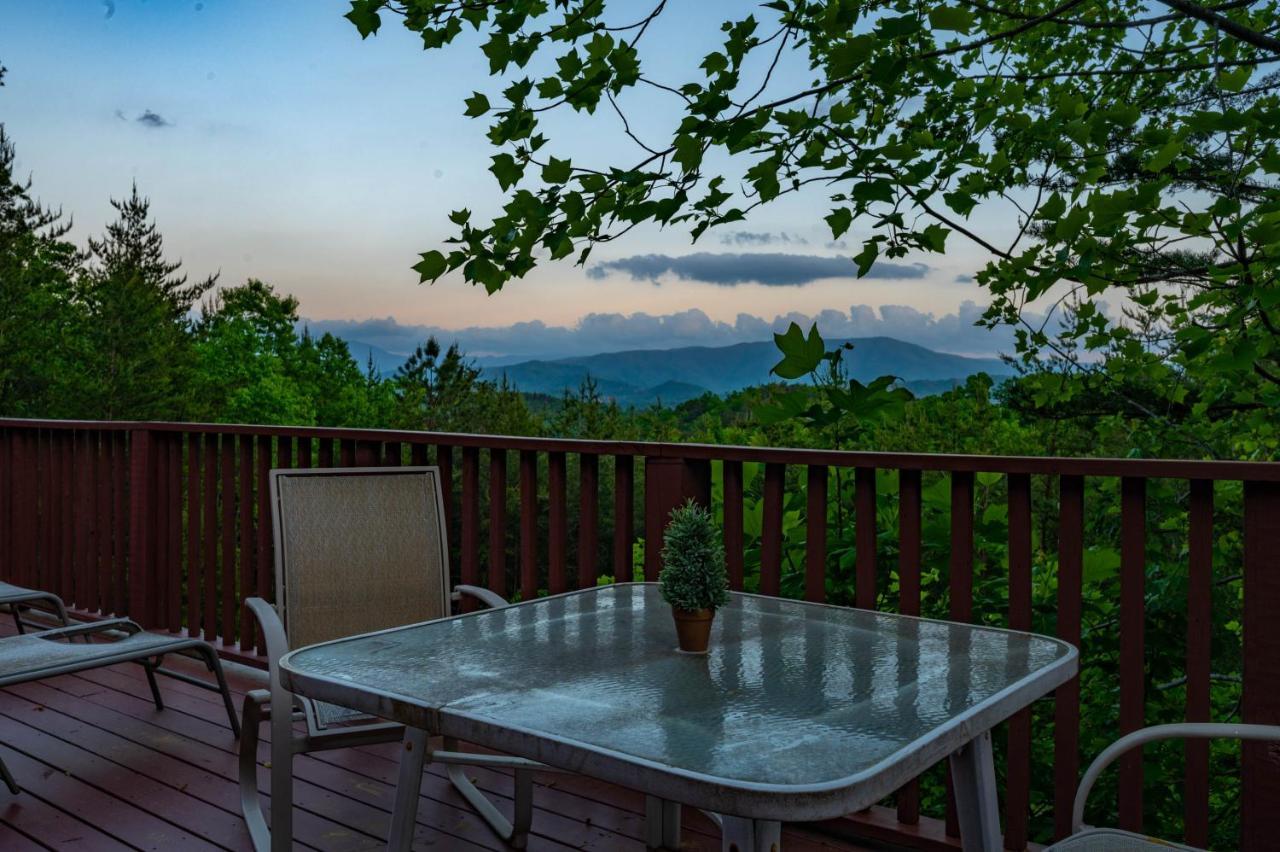Private Mountain Cabin, Hot Tub Escape In The Smokies, With The View Sevierville Dış mekan fotoğraf
